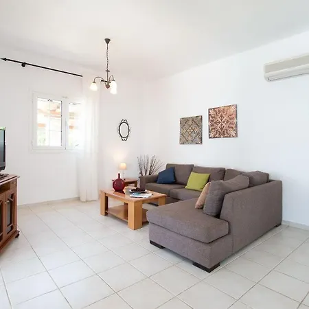 فيلة Kleismata Sleeps 4
